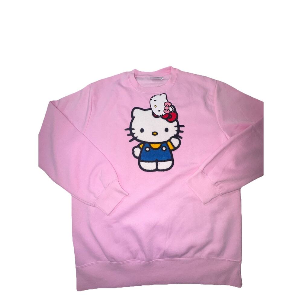 NWT Sanrio Hello Kitty Crewneck Sweatshirt Embroidered PINK SIZE Medium HRC